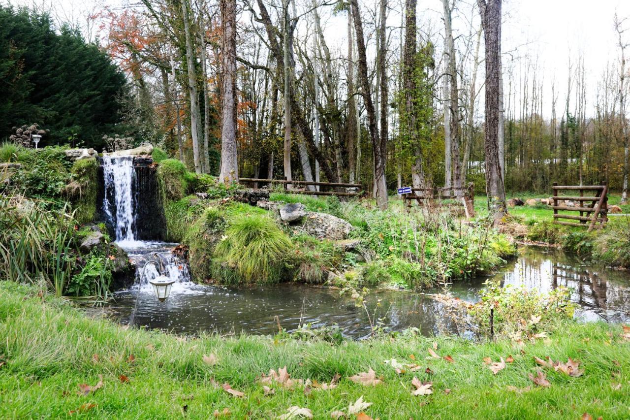 Domaine Du Plessis Bed & Breakfast Le Plessis-Luzarches Exterior foto